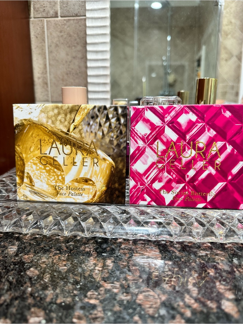Laura Geller eyeshadow/blush Palette Duo in Pink & Gold Packaging